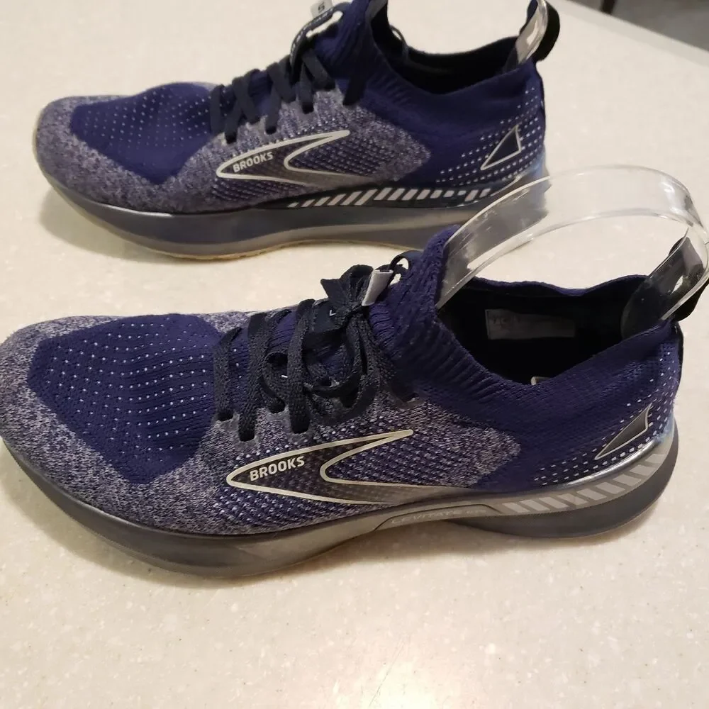 Brooks Levitate 5 Stealth Fit Running Shoes - Men's Sz 7 Navy Blue & White